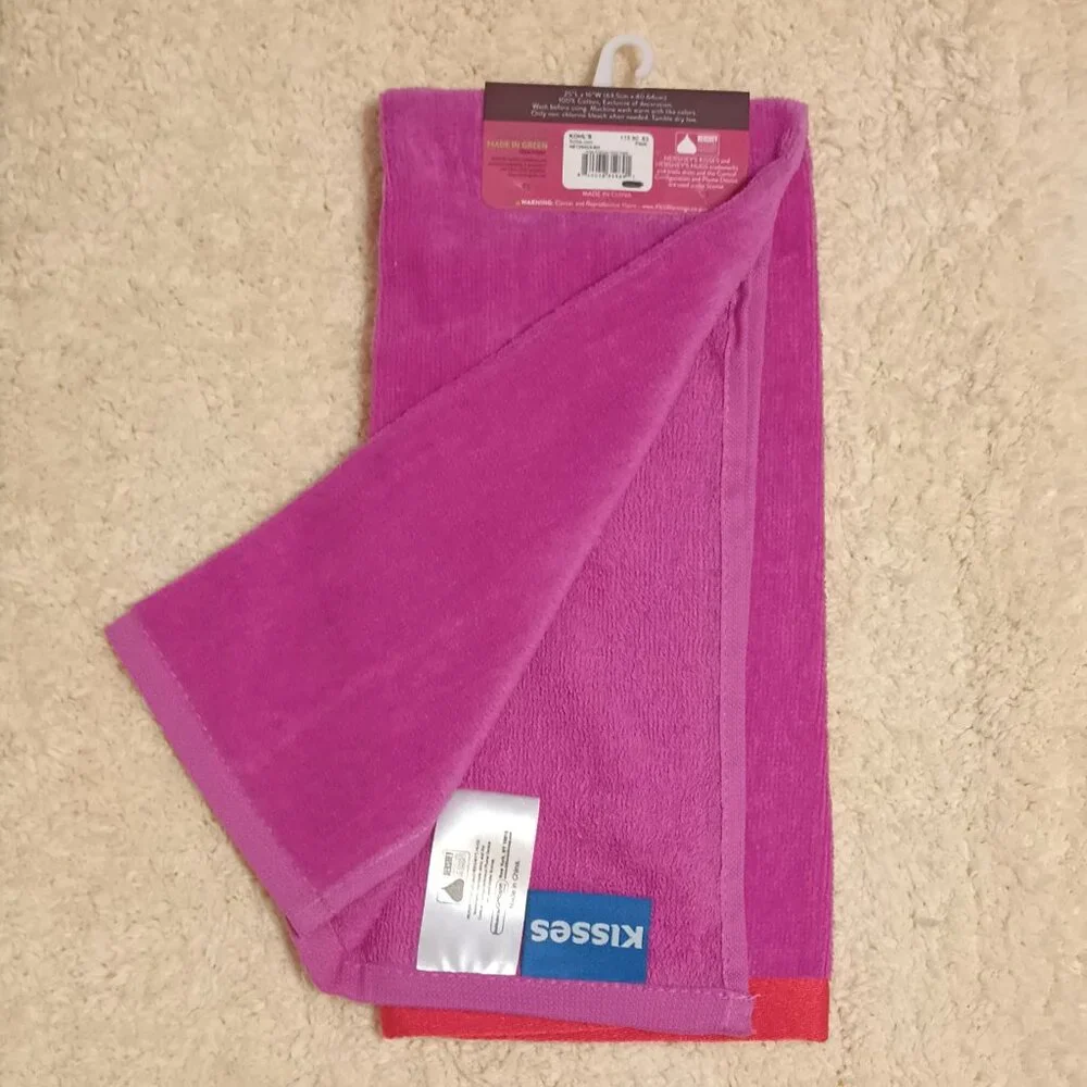 NWT~Hershey's Hugs & Kisses Decorative Magenta Bath Hand Towel 25